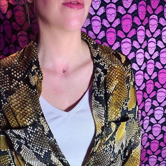 Meet your Posher, Shannon - Picture 1 of 1